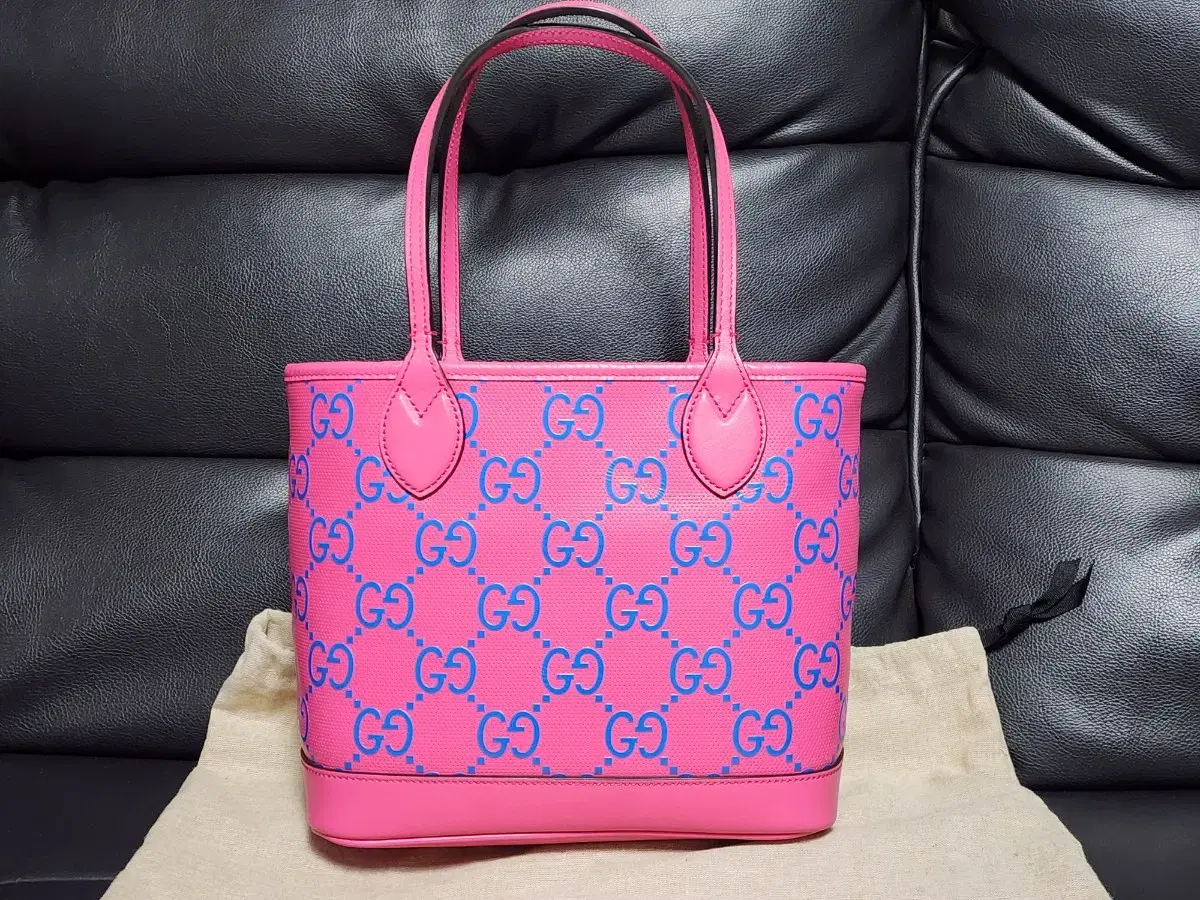【VINTAGE】GUCCI GGスプリーム スモールハンドバッグ シシィ・ジャポン マガジン Vol.52】今週の一品。グッチ